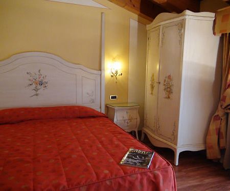 זביו Hotel La Campagnola 1926 מראה חיצוני תמונה